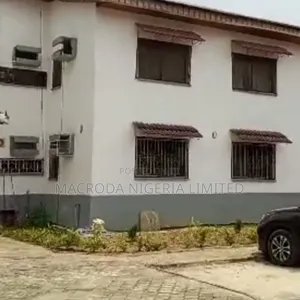 3bdrm Block of Flats in VGC / Ajah for sale