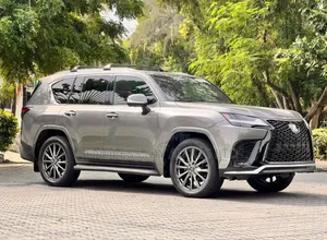 Lexus LX 600 2022 Gold