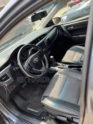 Toyota Corolla S w/Special Edition Pkg (1.8L 4cyl CVT) 2016 Beige