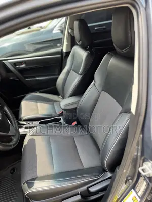 Toyota Corolla S w/Special Edition Pkg (1.8L 4cyl CVT) 2016 Beige