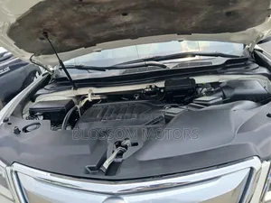 Acura MDX 4dr SUV w/Advance, Entertainment Packages (3.5L 6cyl 6A) 2014