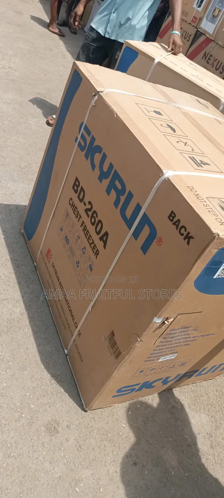 Skyrun Chest Freezer 206l