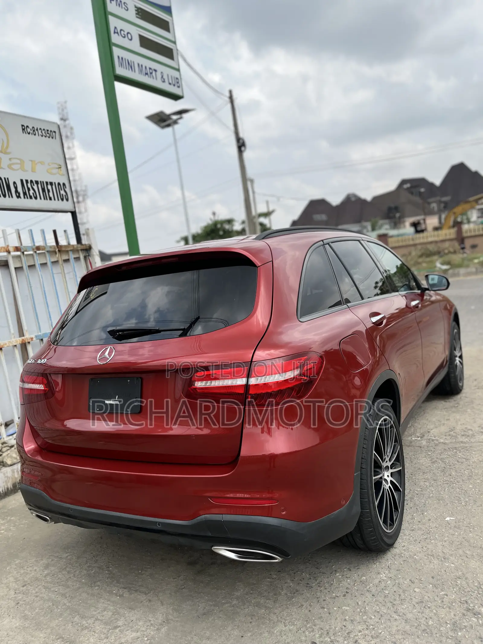 Mercedes-Benz GLC-Class 2018 Red