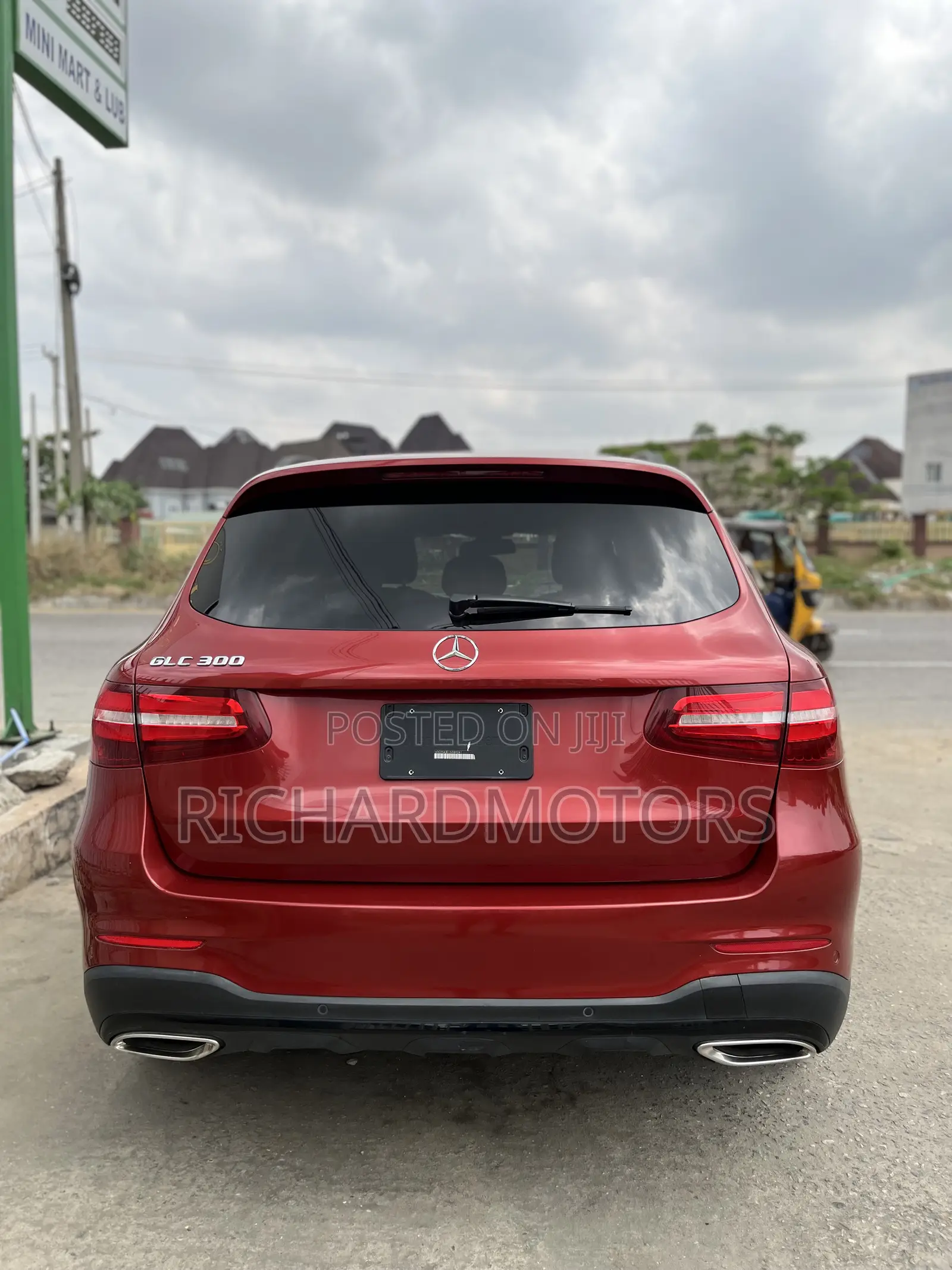 Mercedes-Benz GLC-Class 2018 Red