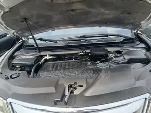 Acura MDX Advance and Entertainment Packages 4dr SUV (3.5L 6cyl 6A)