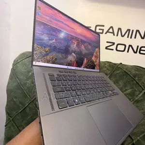 Laptop Asus ROG Zephyrus G16 16GB Intel Core i9 SSD 1T