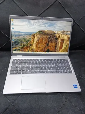 Laptop Dell Latitude 5520 8GB Intel Core i5 SSD 256GB