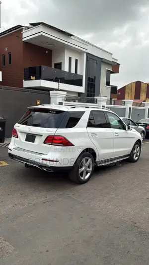 Mercedes-Benz GLE-Class 2016 White