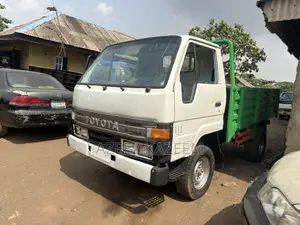 Toyota Dyna 150 Neatly Used 2.4l Petrol Engine