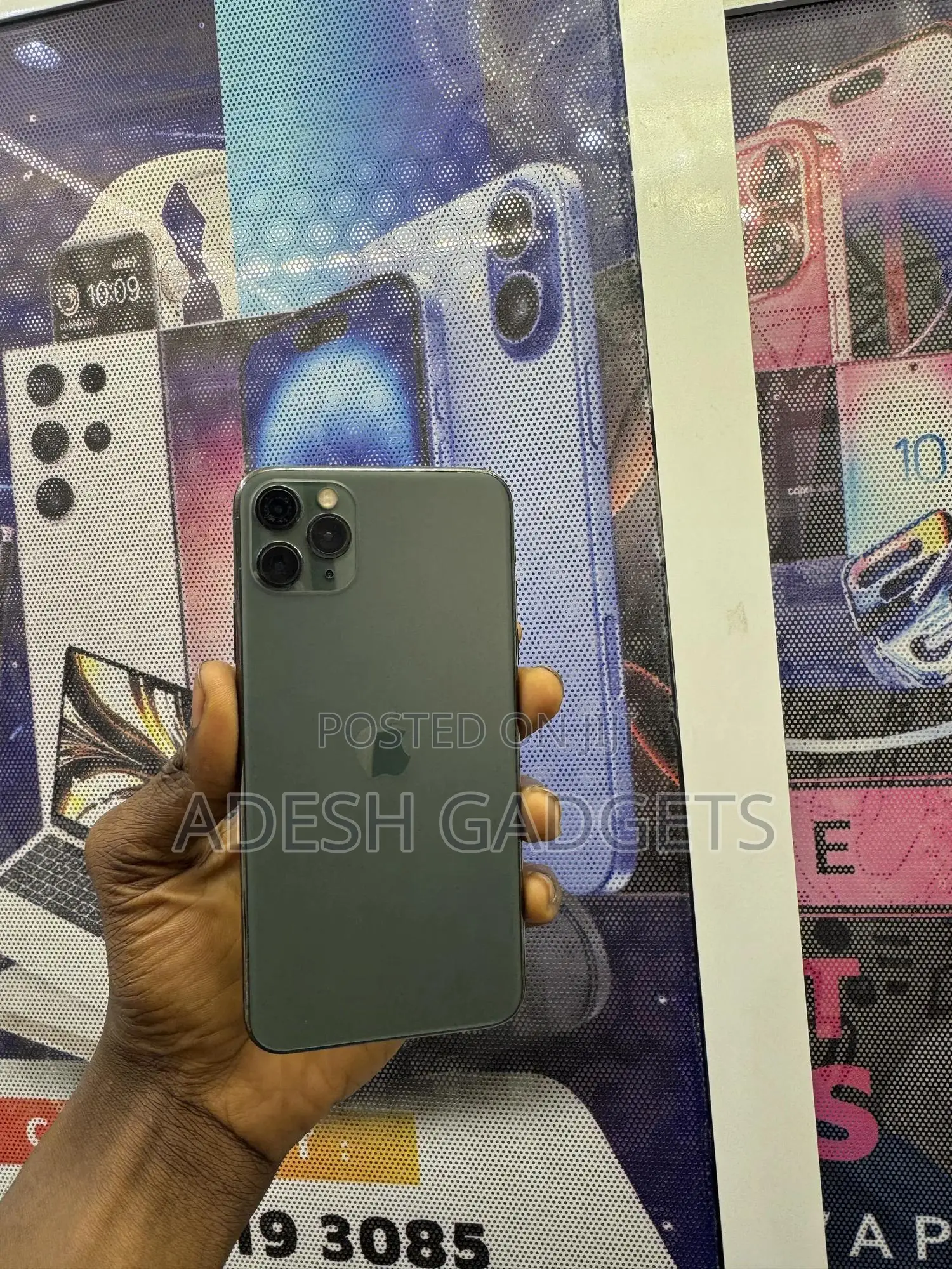 Apple iPhone 11 Pro Max 64 GB Green