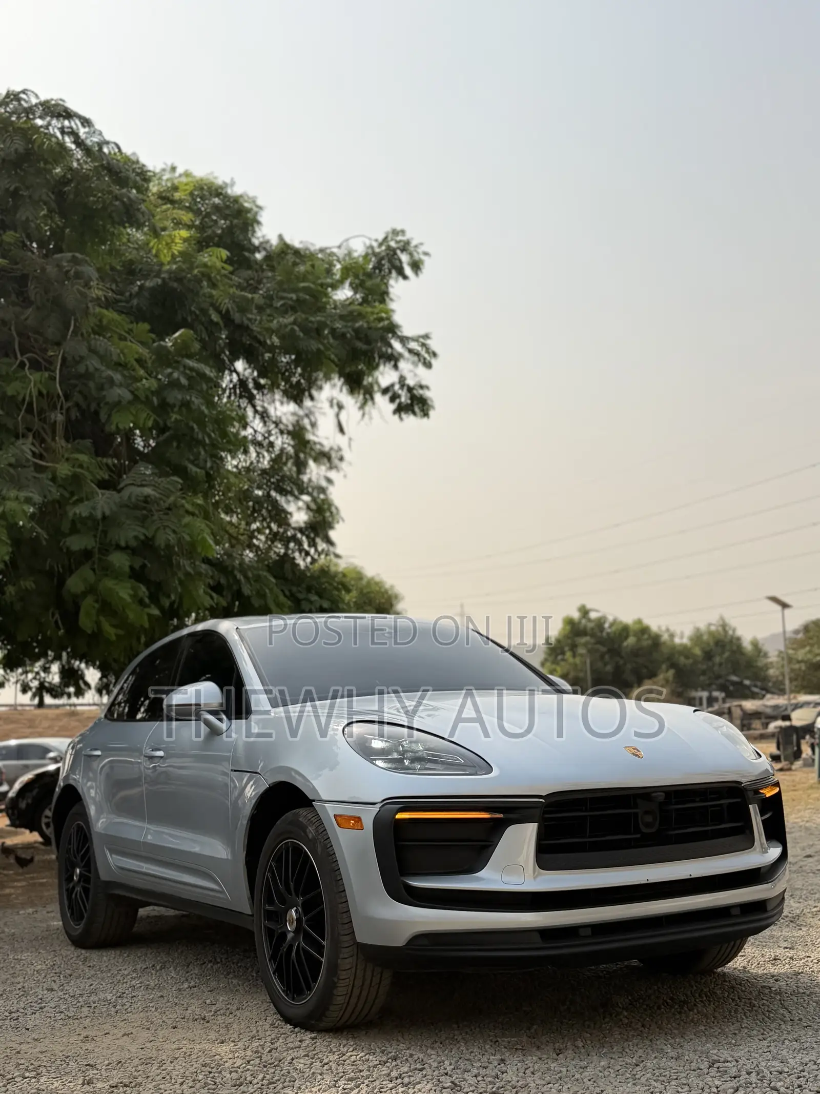 Porsche Macan Base AWD 2023 Silver