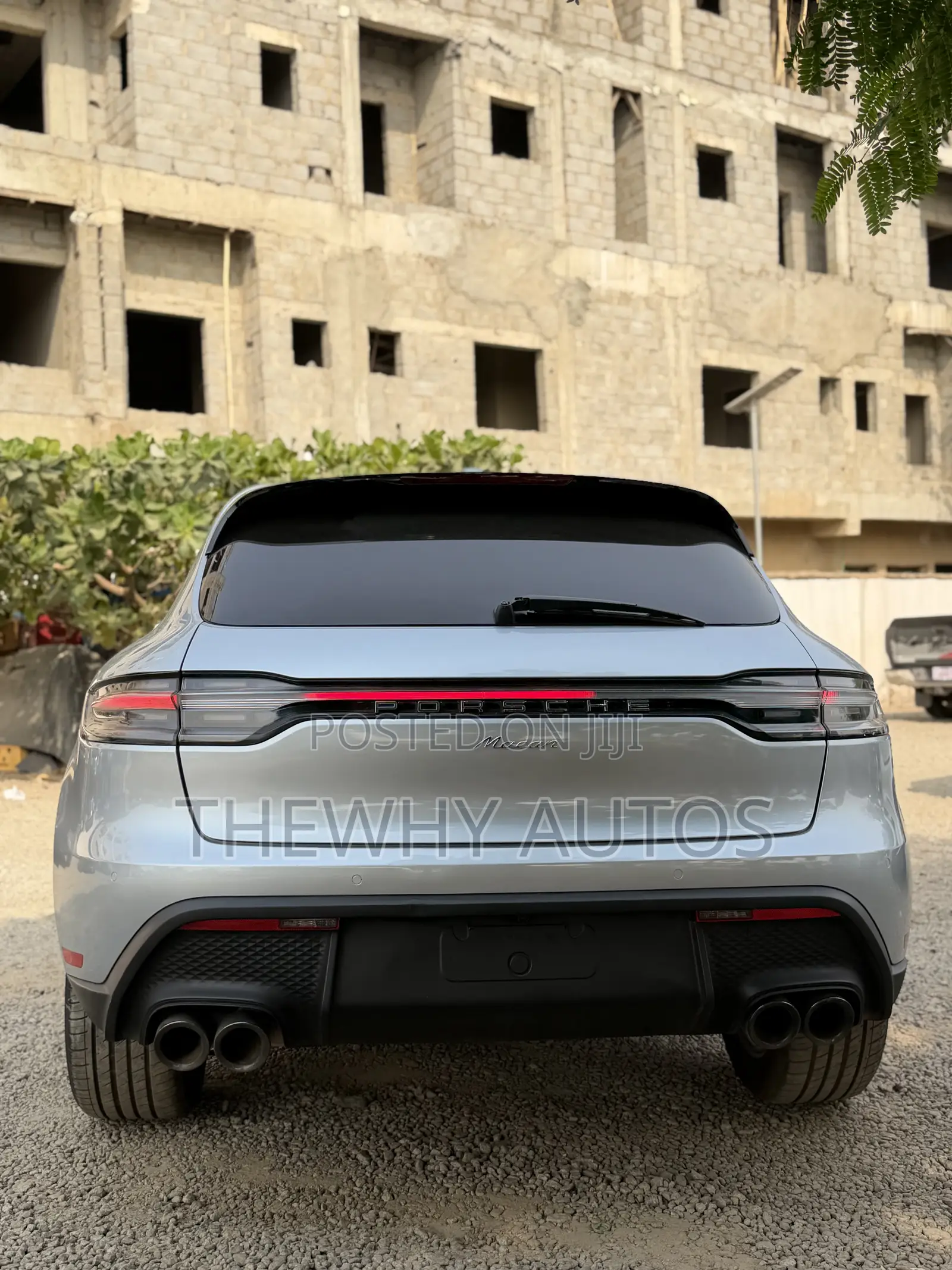 Porsche Macan Base AWD 2023 Silver