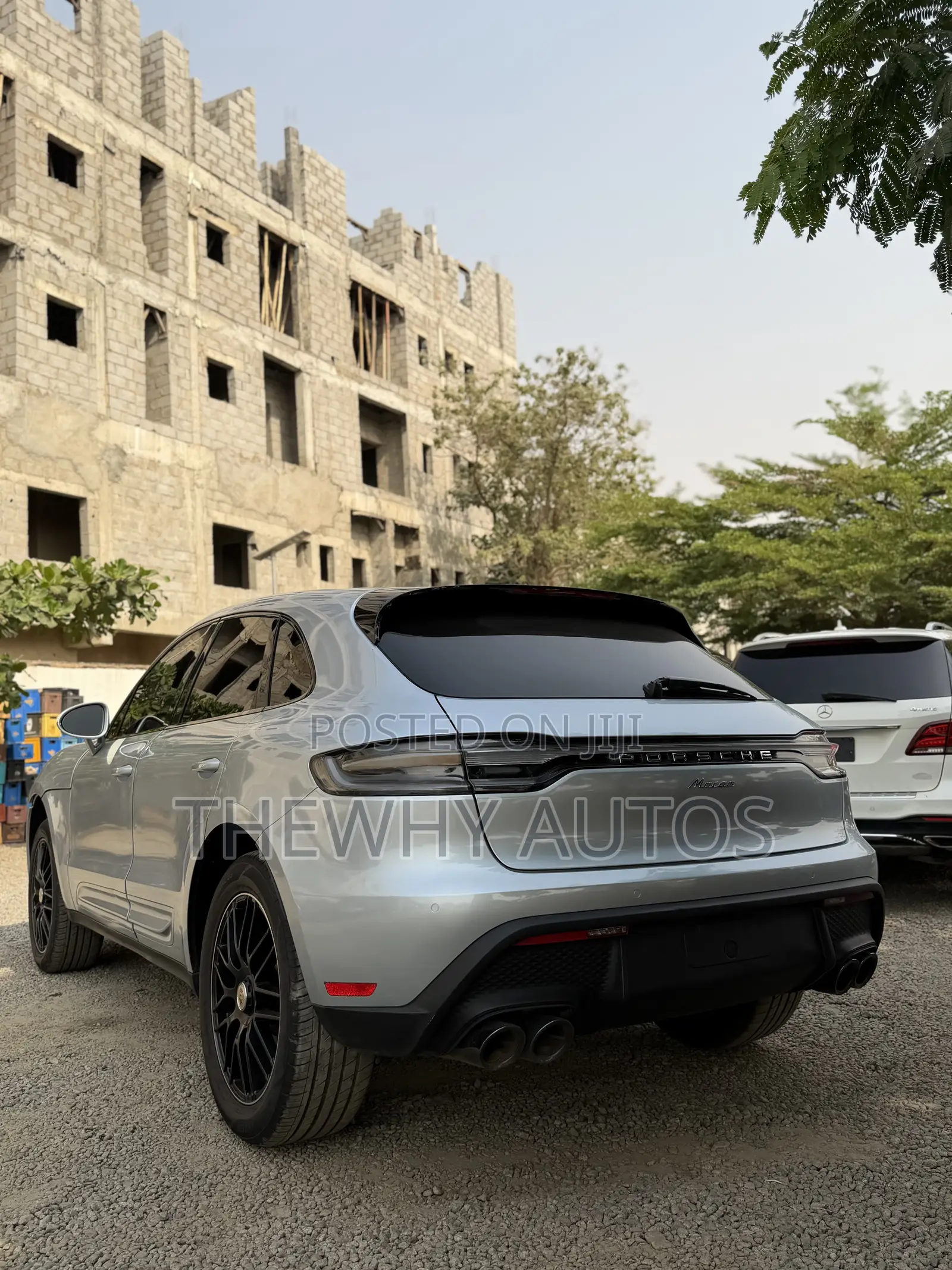 Porsche Macan Base AWD 2023 Silver