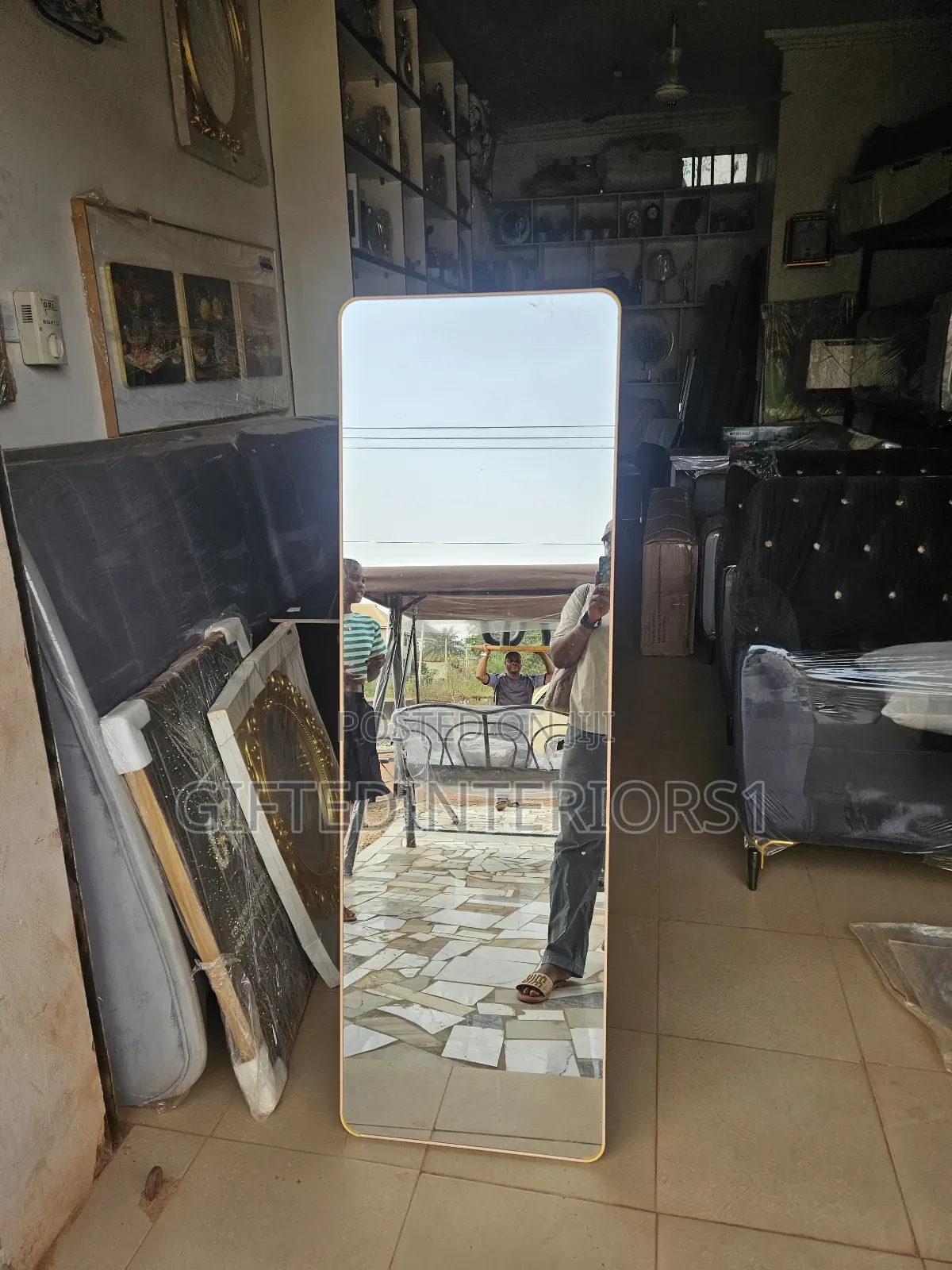 Nice Mirror (5ft)