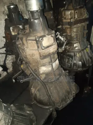 Out Gearbox for Toyota Hiace Is Available