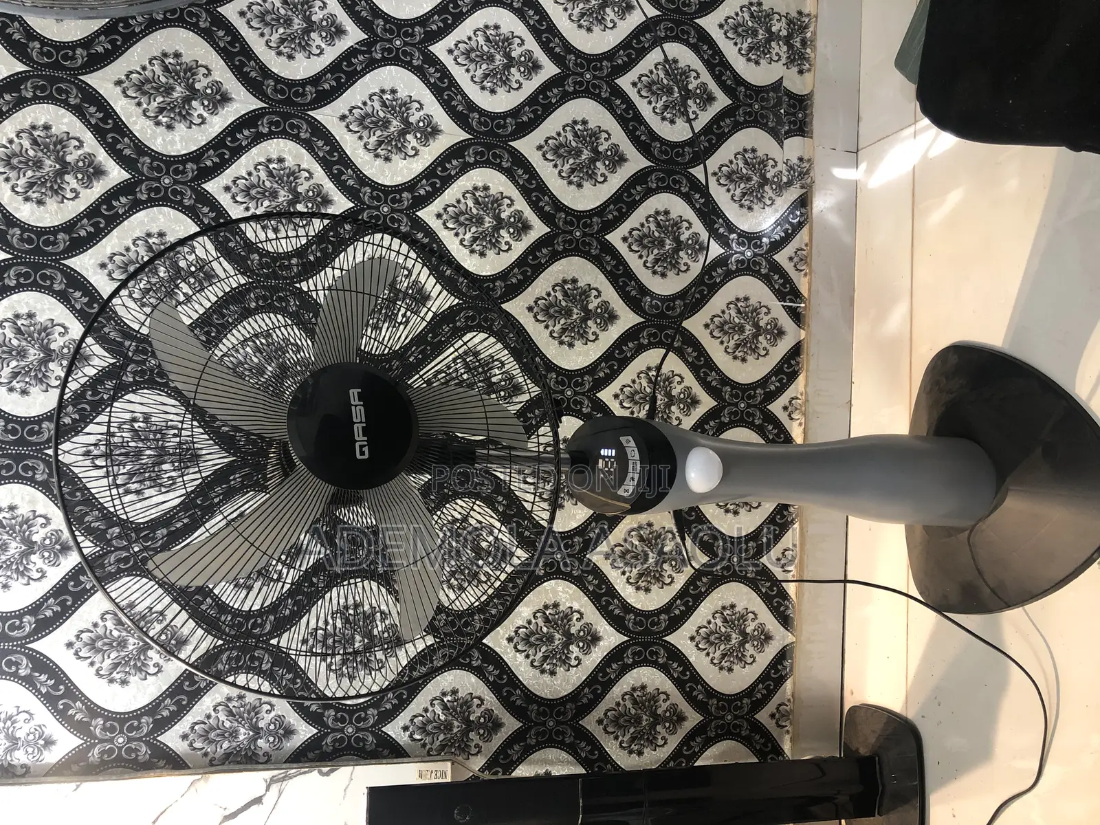 Qasa Rechargeable Fan