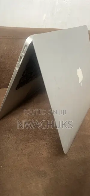 Laptop Apple MacBook 8GB Intel Core i5 SSD 128GB