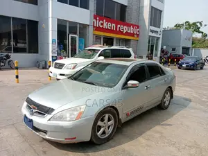 Honda Accord 2004 Red