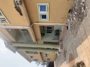 3bdrm Block of Flats in Bankole Estate, Obafemi-Owode for sale