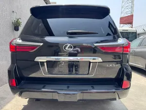 Lexus LX 2019 Black