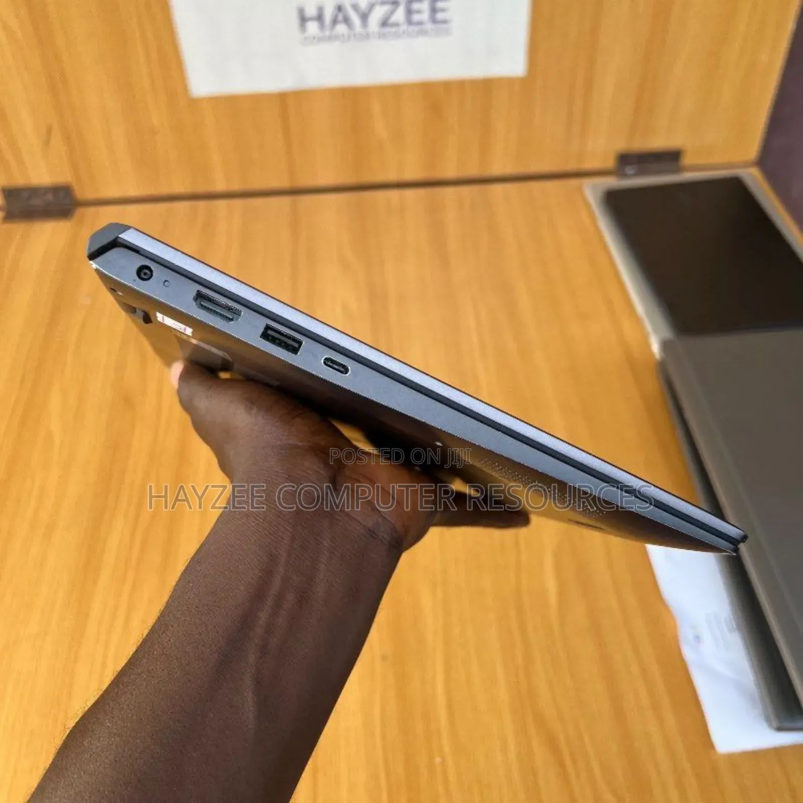 Laptop Dell Vostro 15 5000 32GB Intel Core i7 SSD 512GB