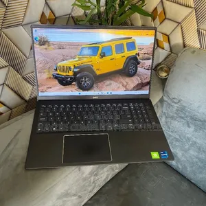 Laptop Dell Vostro 15 5000 32GB Intel Core i7 SSD 512GB