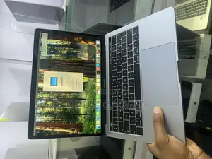 Laptop Apple MacBook Pro 2019 8GB Intel Core i5 SSD 256GB
