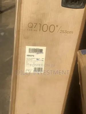 100inches Hisense Qled Smart Television