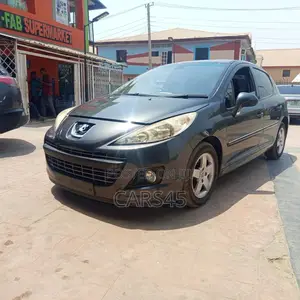 Peugeot 207 2012 Gray