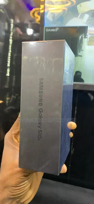 New Samsung Galaxy S10e 128 GB Black
