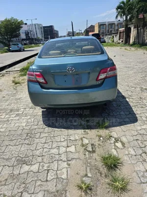 Toyota Camry 2010 Green