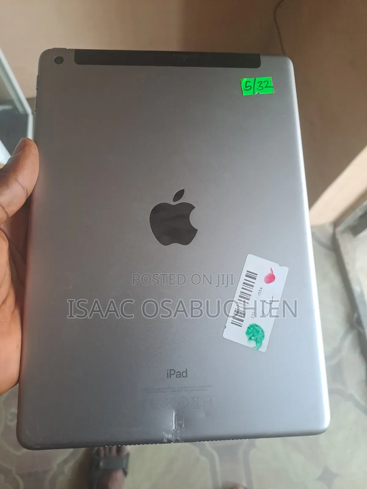 Apple iPad 9.7 32 GB Black