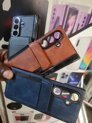 Fold 7 to 3 Leather Case With Magsafe Wallet