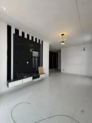 4bdrm Duplex in Ikota for sale