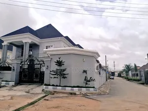 5bdrm Duplex in Pentvill Estate, Lokogoma for sale