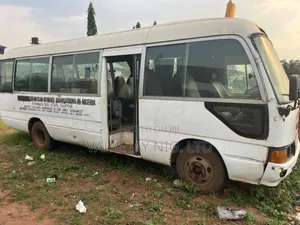 Toyota Coaster 2005 White