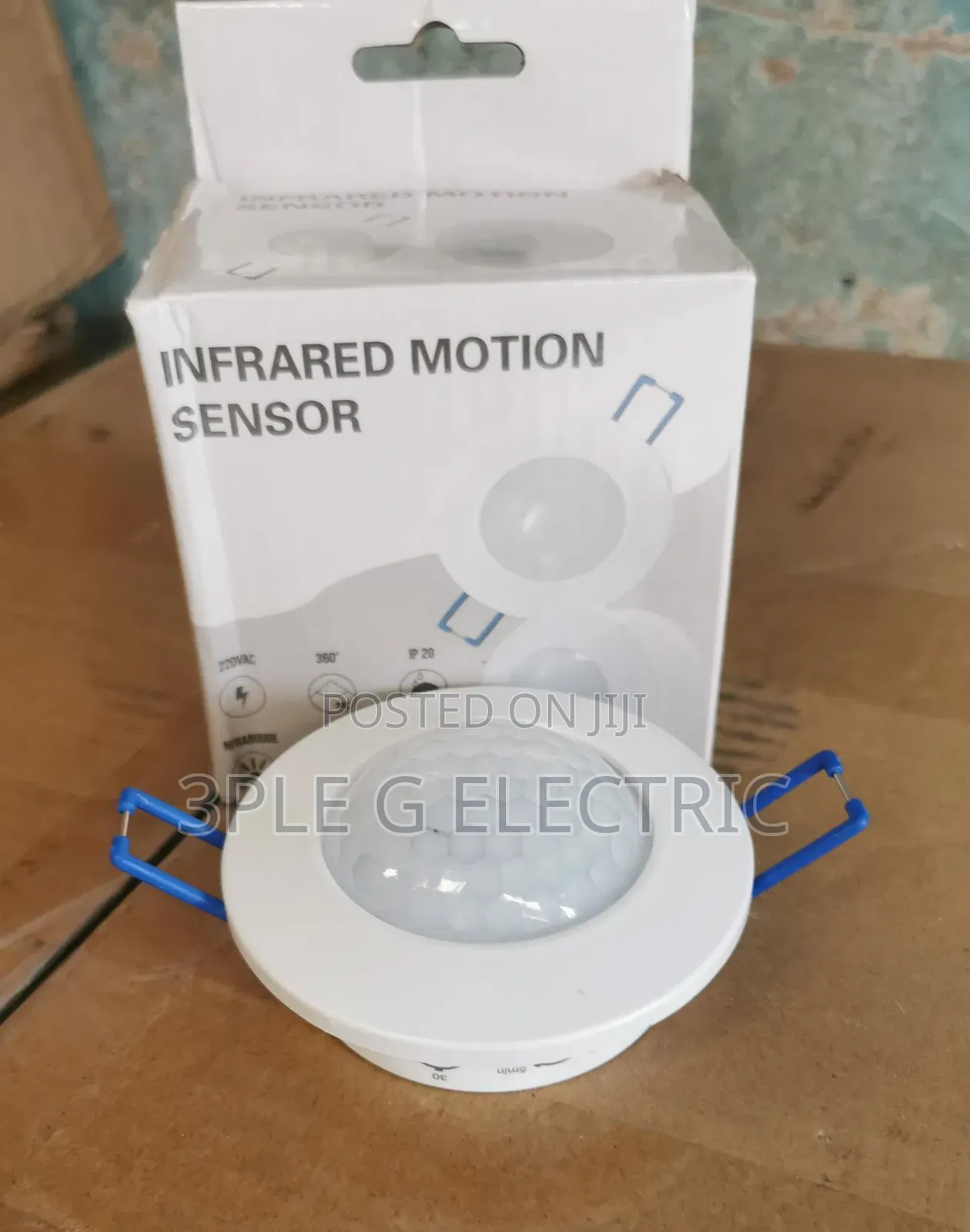 Infrared Motion Sensor Controller