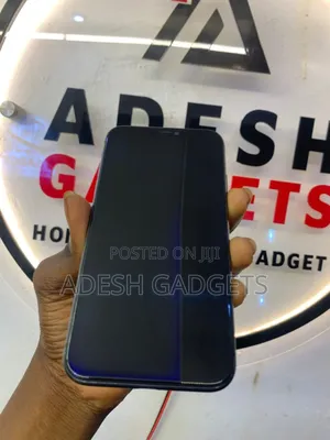 Apple iPhone 11 64 GB Black