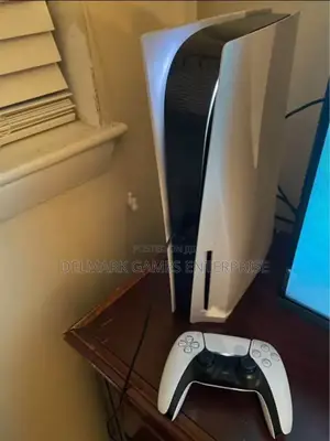 Ps5 Fat With 1 Pad and 17 Games Installed.