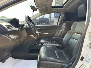 Honda CR-V EX-L 4dr SUV AWD w/Rear Entertainment (2.4L 4cyl 5A) 2014