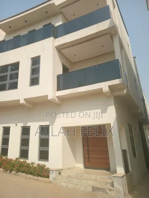 5bdrm Mansion in Asokoro for sale
