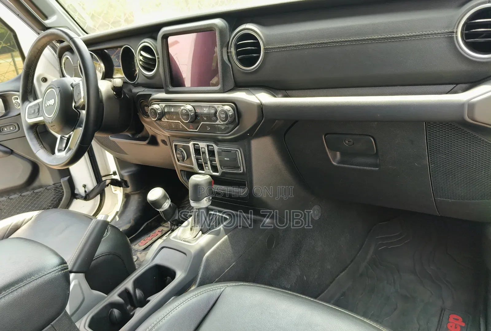Jeep Wrangler 2018 White