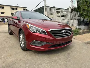 Hyundai Sonata Sport 4dr Sedan (2.4L 4cyl 6A) 2015 Red