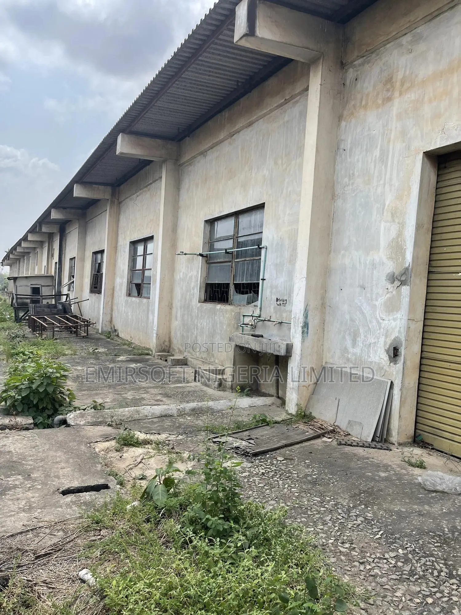 Massive Warehouse Space in Molete, Ibadan.