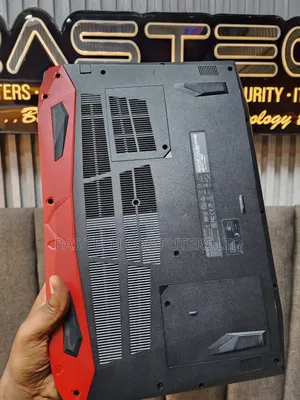 Laptop Acer Nitro 17 32GB Intel Core i7 HDD+SSD 256GB