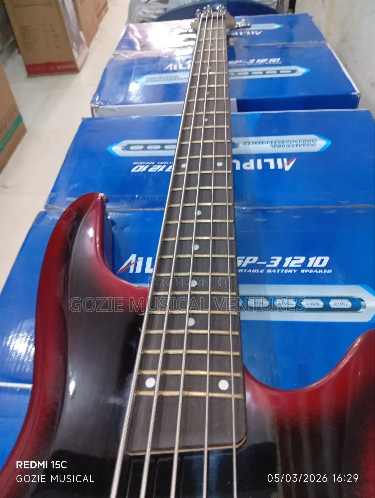 Ibanez Sr Standard Sr305e Five String Electric Bass Guitar