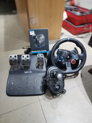 Logitech G29 Driving Force Wheel With Driving Force Shift Gear