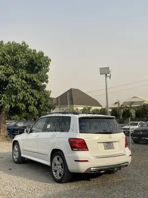 Mercedes-Benz GLK-Class 350 4MATIC 2013 White
