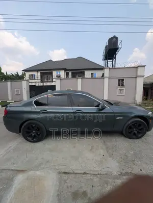 BMW 523i 2012 Gray