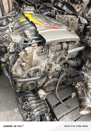 Infinity 3.3 And  Nissan Maxima 999/2000